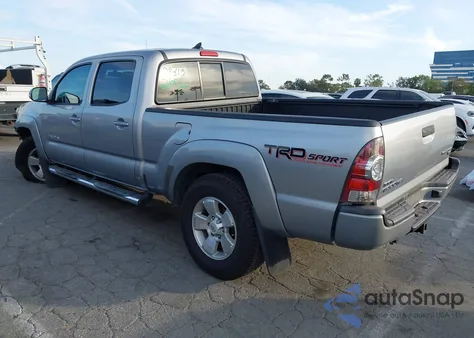 2015 Toyota Tacoma Prerunner V6 z USA, uszkodzony, nr VIN 3TMKU4HN0FM043103